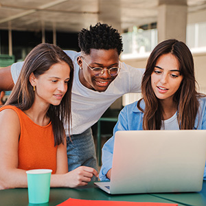inteligência de dados,treinamento corporativo,plataforma lms,gestão de pessoas,LMS e LXP inteligência de dados