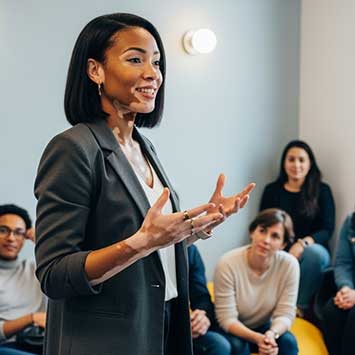 Treinamento corporativo sobre Pitch: apresentações que vendem